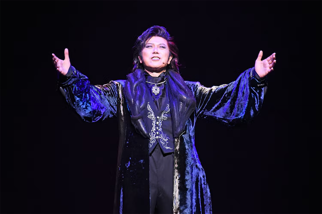 ミュージカル「ダンス オブ ヴァンパイア」東京で開幕　山口祐一郎が城田優に太鼓判