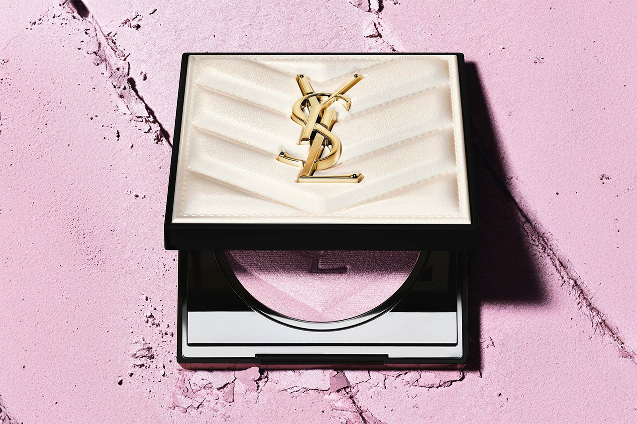 イヴ・サンローラン、2025年秋コスメに新作ハイライターを追加