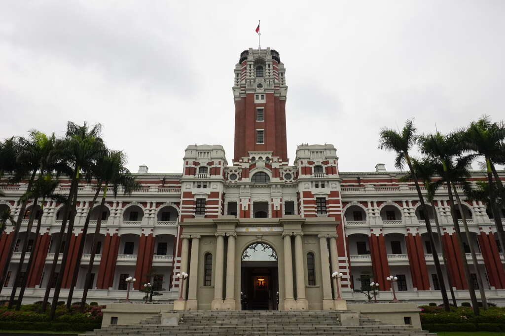 中国大使が台湾代表の退席要求　日本大使は拒否　デンマークのレセプションで