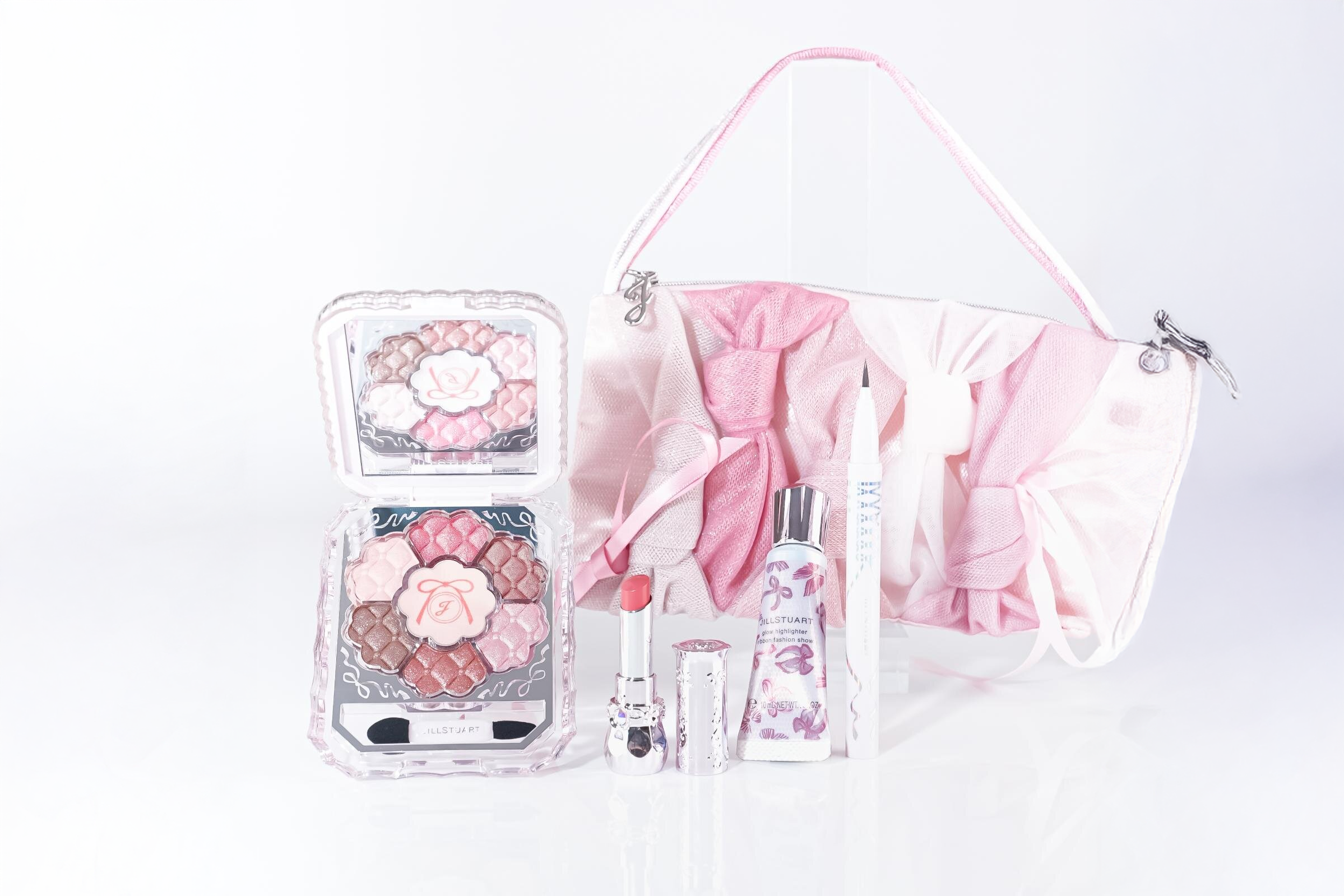 ジルスチュアート、25年クリスマスコフレ第1弾は「ピンクリボン」モチーフ